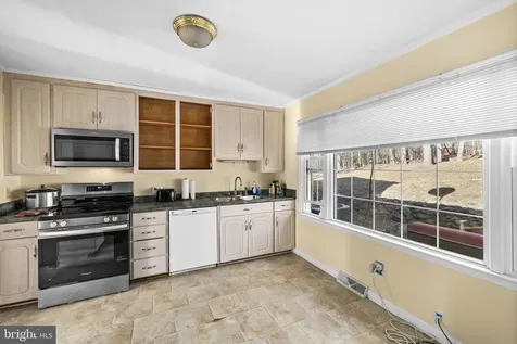 1703 Vermira Place Charlottesville VA 22901