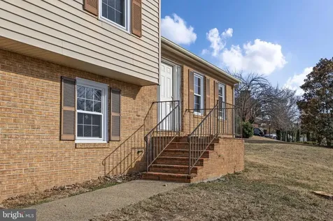 1703 Vermira Place Charlottesville VA 22901