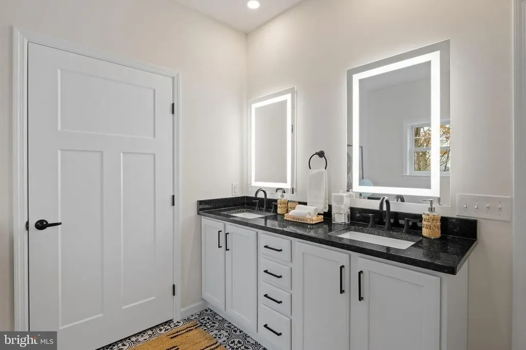 104 Haven Court E Charlottesville VA 22911