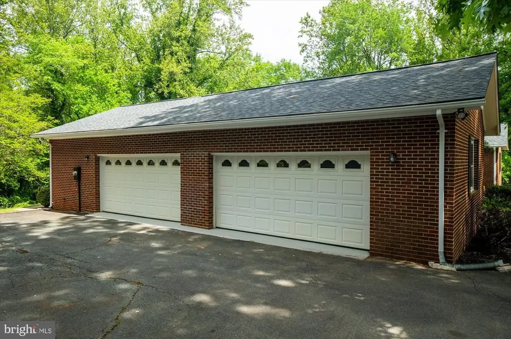 3000 Earlysville Road Earlysville VA 22936