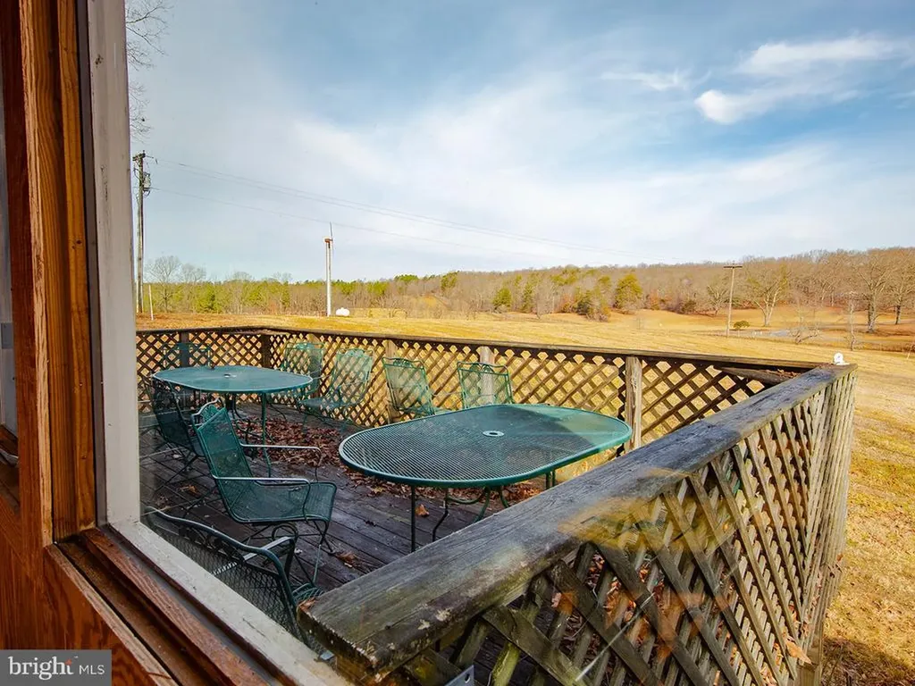 4500 Winery Lane Barboursville VA 22923