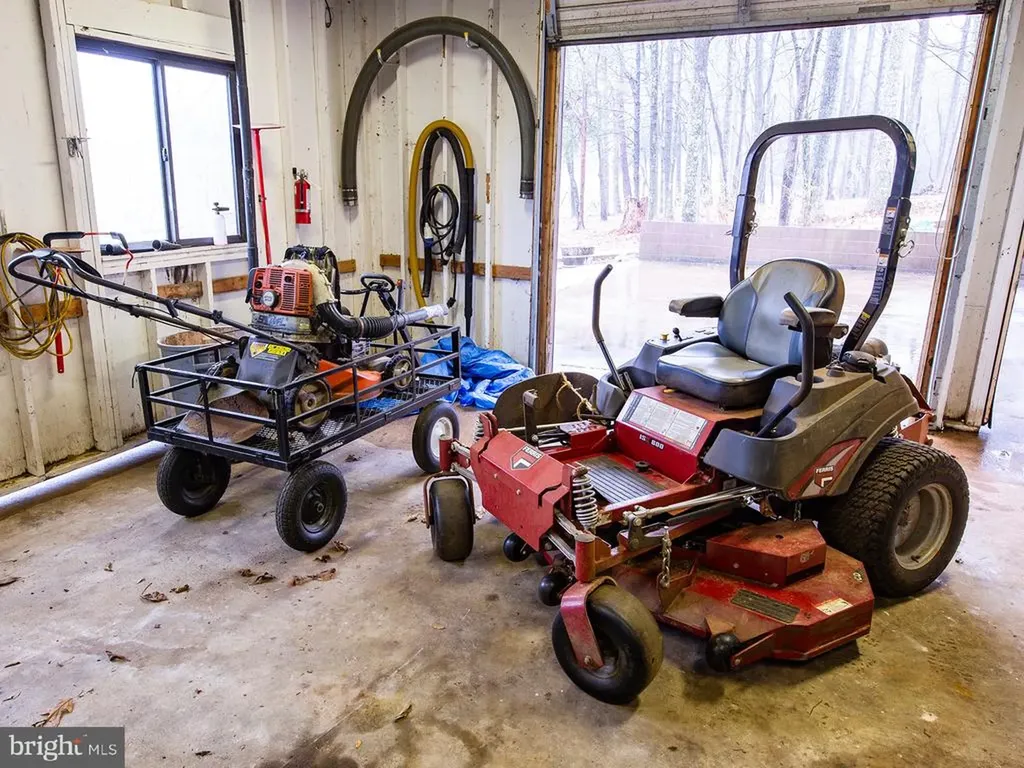 4500 Winery Lane Barboursville VA 22923