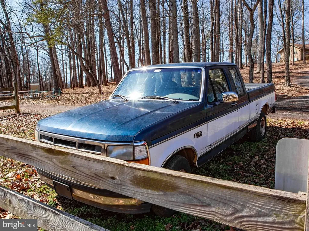 4500 Winery Lane Barboursville VA 22923