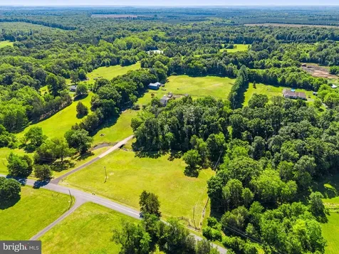21147 Cedar Grove Road Culpeper VA 22701