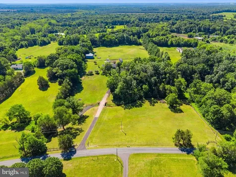 21147 Cedar Grove Road Culpeper VA 22701