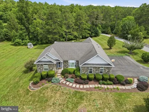 16082 Lily Hill Way Culpeper VA 22701