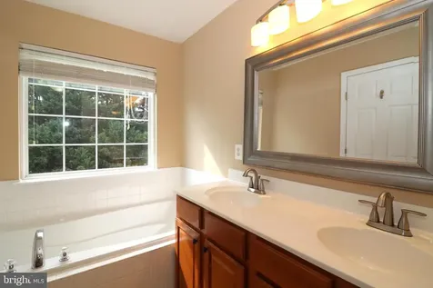 936 Persimmon Culpeper VA 22701
