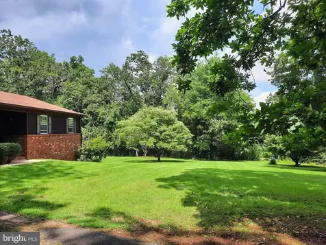 12389 Calvert Street Culpeper VA 22701