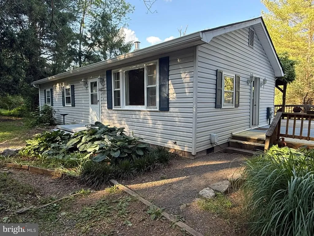 2083 Old Sawmill Lane Amissville VA 20106
