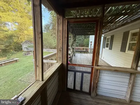 2083 Old Sawmill Lane Amissville VA 20106