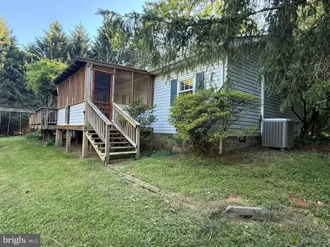 2083 Old Sawmill Lane Amissville VA 20106
