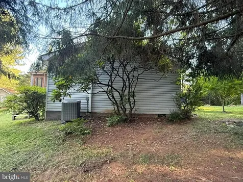2083 Old Sawmill Lane Amissville VA 20106