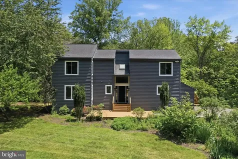 2391 Holly Springs Road Amissville VA 20106