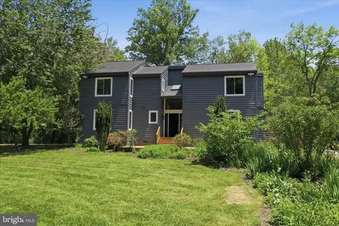 2391 Holly Springs Road Amissville VA 20106