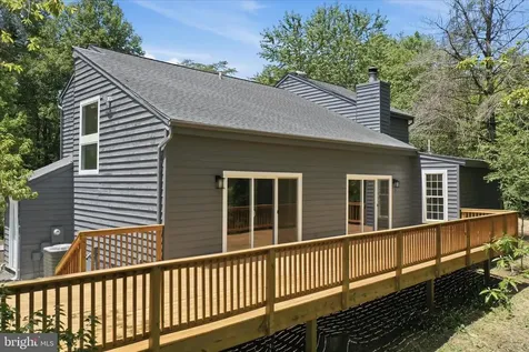 2391 Holly Springs Road Amissville VA 20106