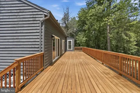 2391 Holly Springs Road Amissville VA 20106