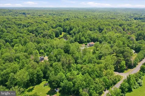 2391 Holly Springs Road Amissville VA 20106