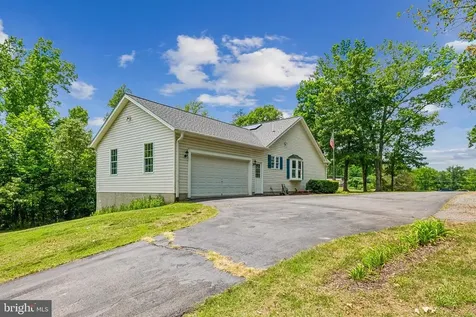 12165 Stonehouse Mountain Road Culpeper VA 22701