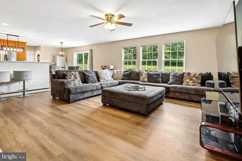 859 Woodcrest Loop Culpeper VA 22701