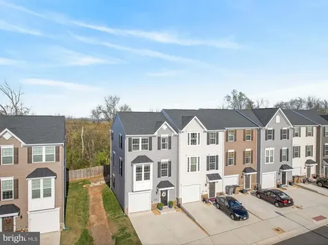 1724 Scenic Loop Culpeper VA 22701