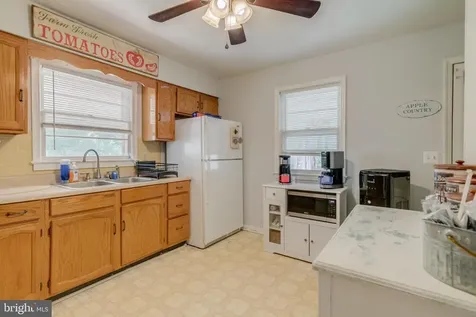 14475 General Lee Avenue Culpeper VA 22701