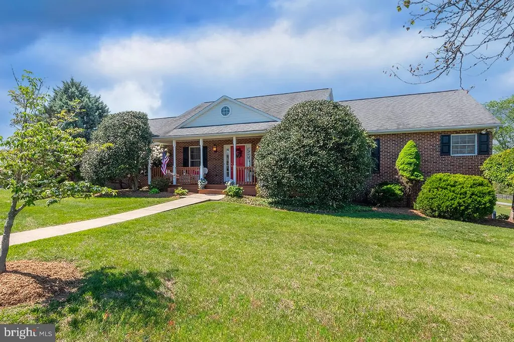 5265 Bear Hollow Lane Amissville VA 20106