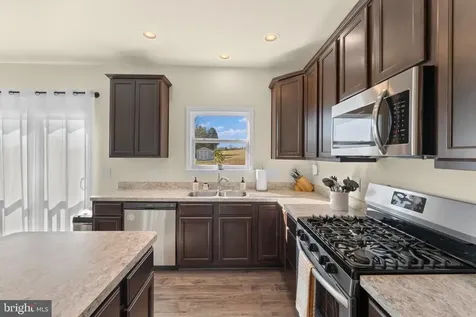 10444 Quartz Avenue Culpeper VA 22701