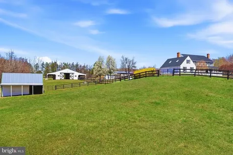 5191 Beach Ridge Lane Amissville VA 20106