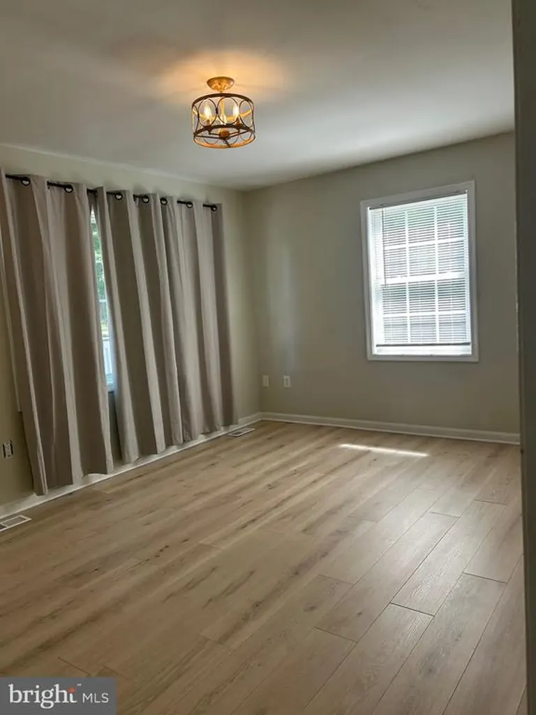1300 Clatterbuck Lane Amissville VA 20106