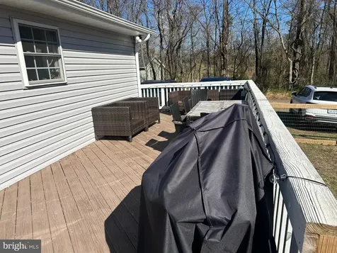 1300 Clatterbuck Lane Amissville VA 20106