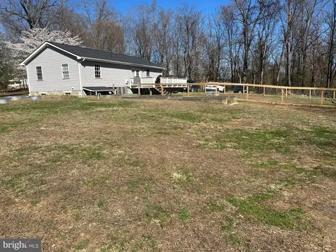 1300 Clatterbuck Lane Amissville VA 20106