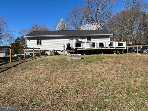 1300 Clatterbuck Lane Amissville VA 20106