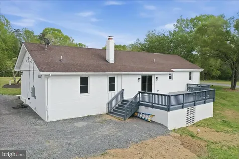 2502 Holly Springs Amissville VA 20106