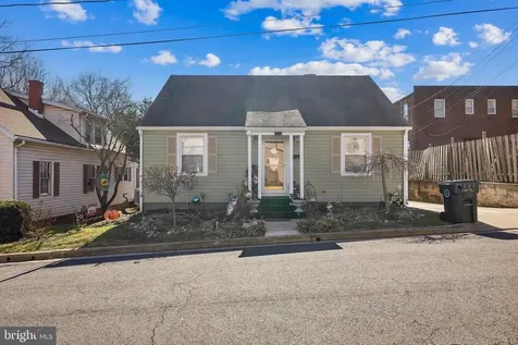 115 Stevens Street E Culpeper VA 22701