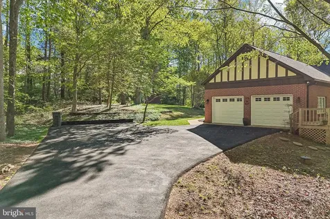2015 Kelly Court Amissville VA 20106