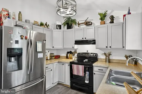 19106 Loggers Road Culpeper VA 22701