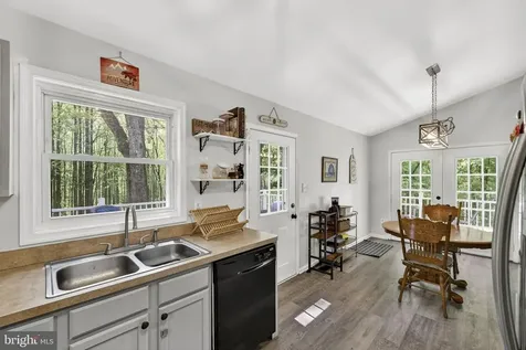 19106 Loggers Road Culpeper VA 22701