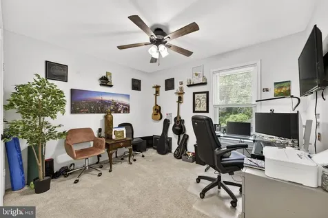 19106 Loggers Road Culpeper VA 22701