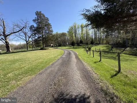 10468 La Grant Lane Culpeper VA 22701