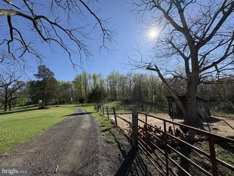 10468 La Grant Lane Culpeper VA 22701