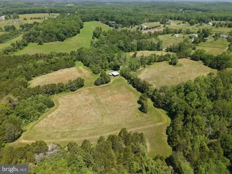 4266 Indian Run Road Amissville VA 20106