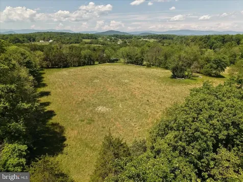 4266 Indian Run Road Amissville VA 20106