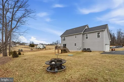 9372 Blackbird Loop Culpeper VA 22701