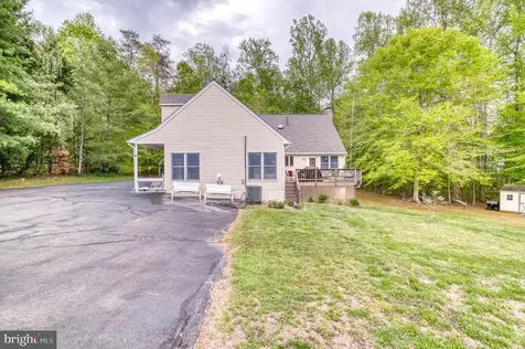 2356 Wildwood Circle Amissville VA 20106