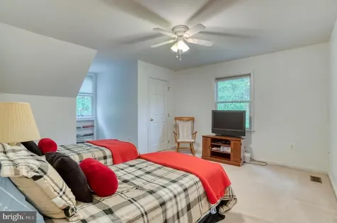 2356 Wildwood Circle Amissville VA 20106