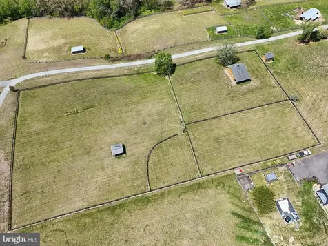 5265 Bear Hollow Lane Amissville VA 20106
