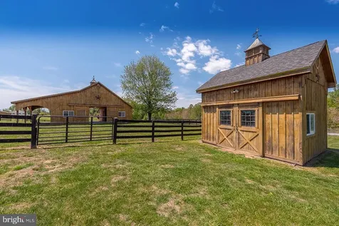 5265 Bear Hollow Lane Amissville VA 20106