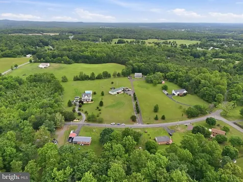8398 Kirtley Trail Culpeper VA 22701