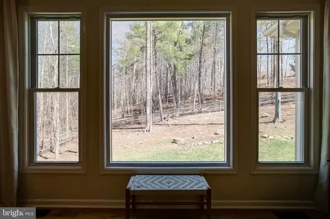 10137 Lake Crest Place Culpeper VA 22701
