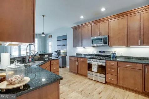 10137 Lake Crest Place Culpeper VA 22701